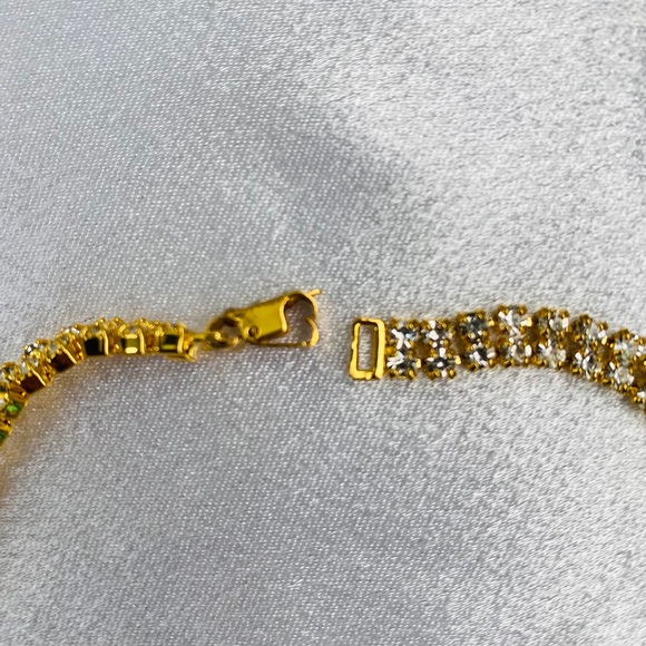 Shimmering BLUE ROYAL and CRYSTALS Necklace - Picture 3 of 3